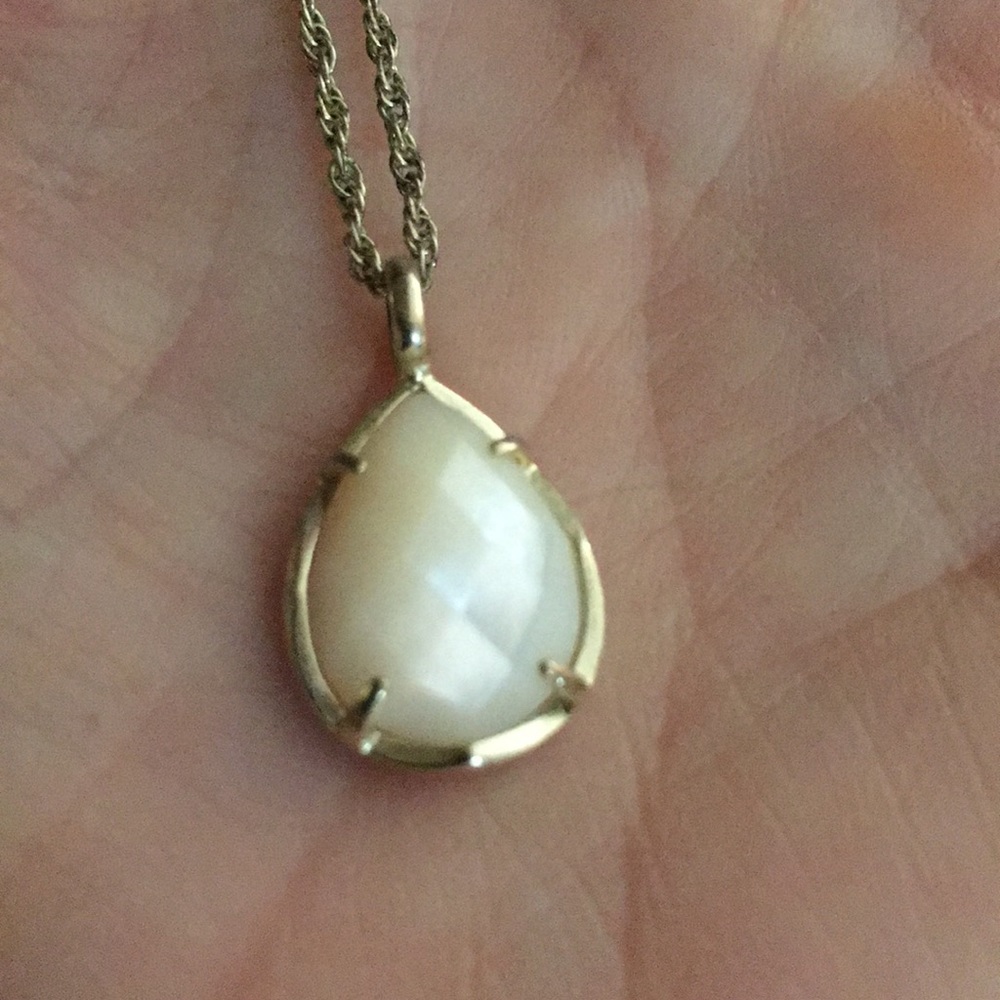 Kendra Scott Necklace